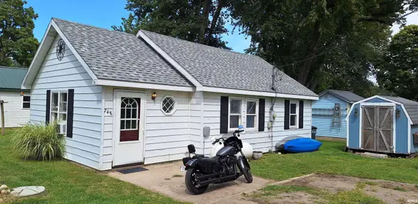 0748 Oakwood Drive, Cromwell, IN 46732