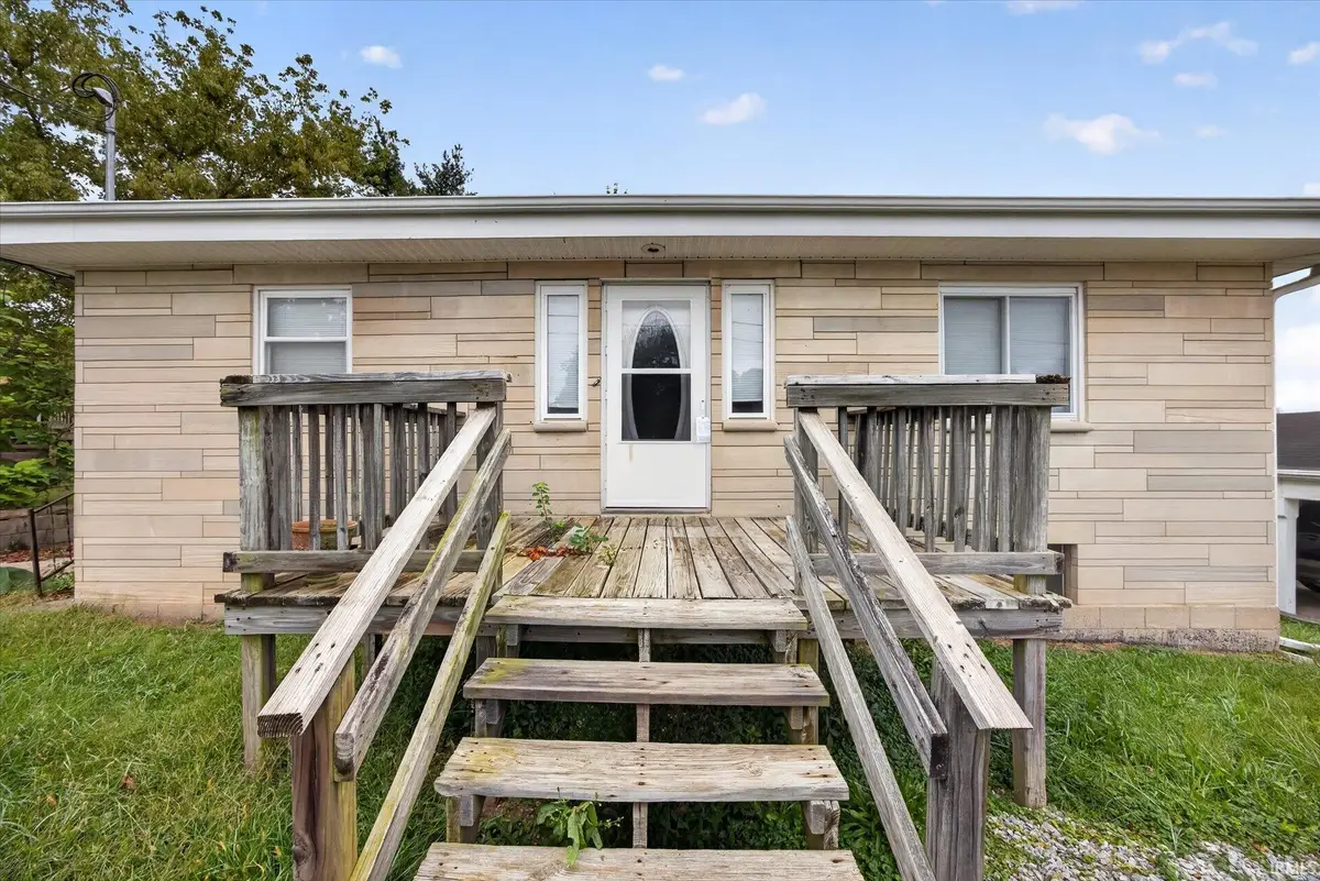 411 N Jackson Street, Bedford, IN 47421 - #1