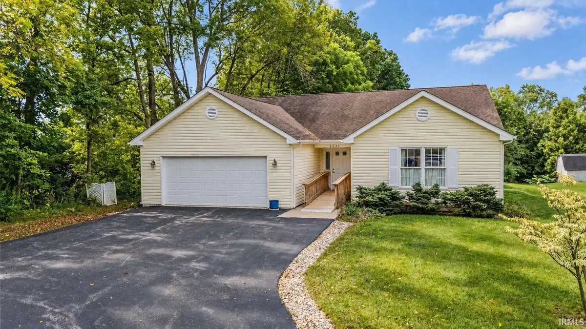 1034 Falls Avenue, Wabash, IN 46992 - #1