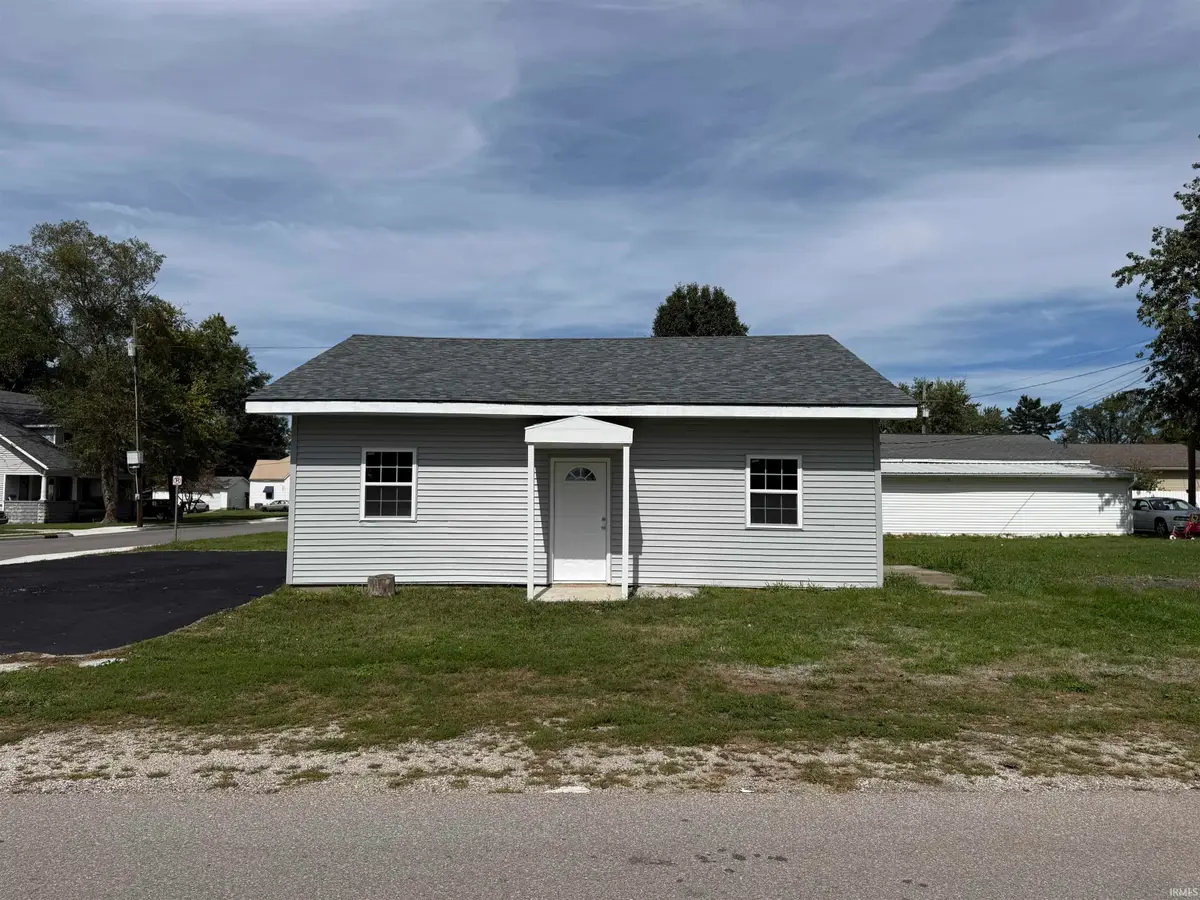 919 S Main Street, Bicknell, IN 47512 - #1