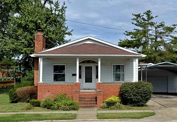 207 Church Street, Loogootee, IN 47553