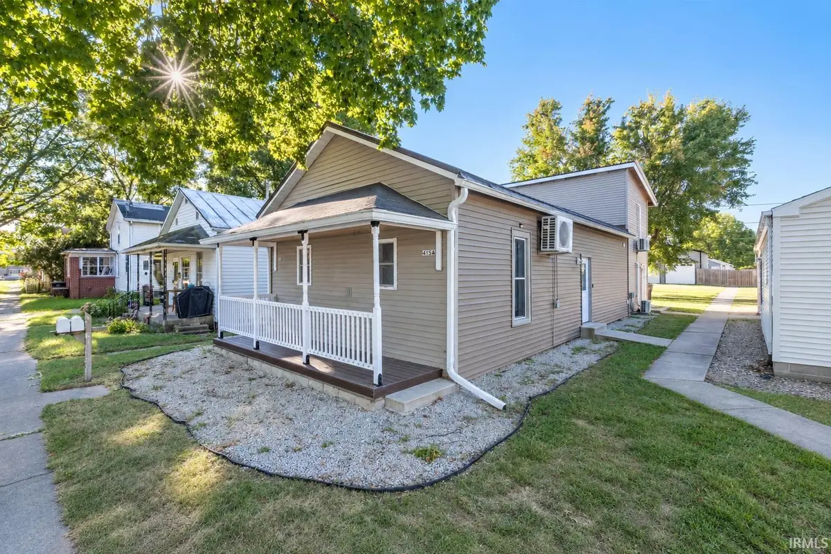 415 W Perry Street, Warsaw, IN 46580 - #1