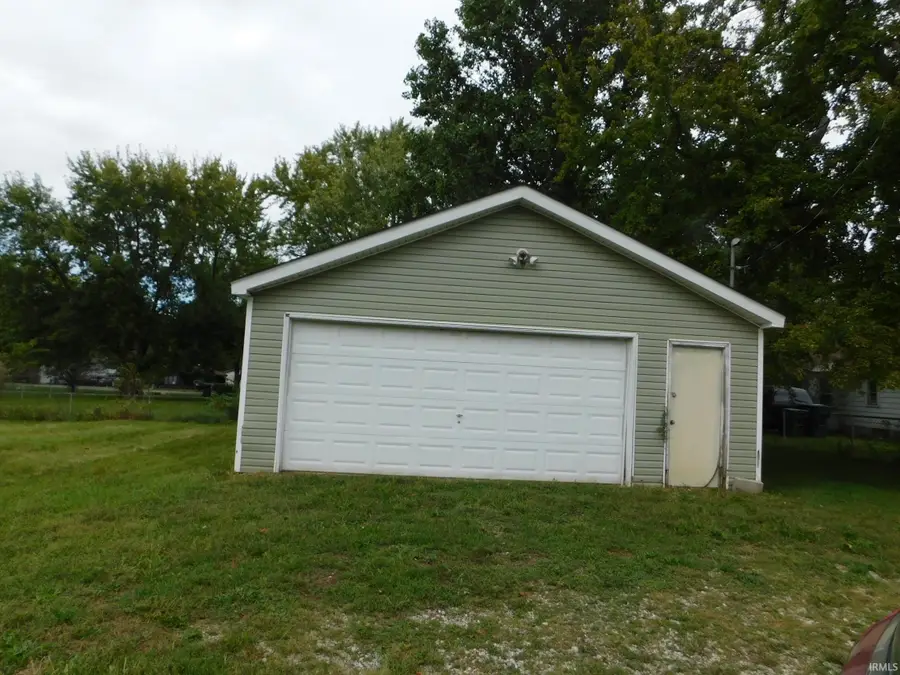 1436 E 22nd Street, Muncie, IN 47302 - #3