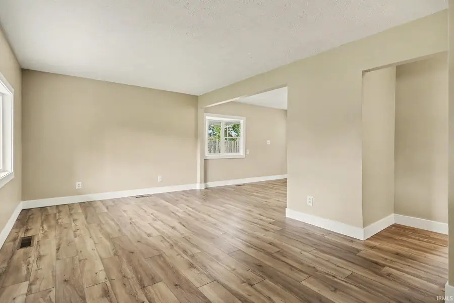708 W Superior Street, Osceola, IN 46561 - #3