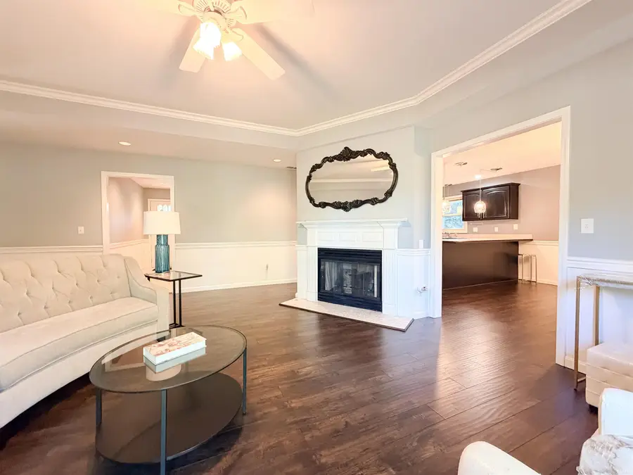 3655 Carmona Drive, Newburgh, IN 47630 - #3