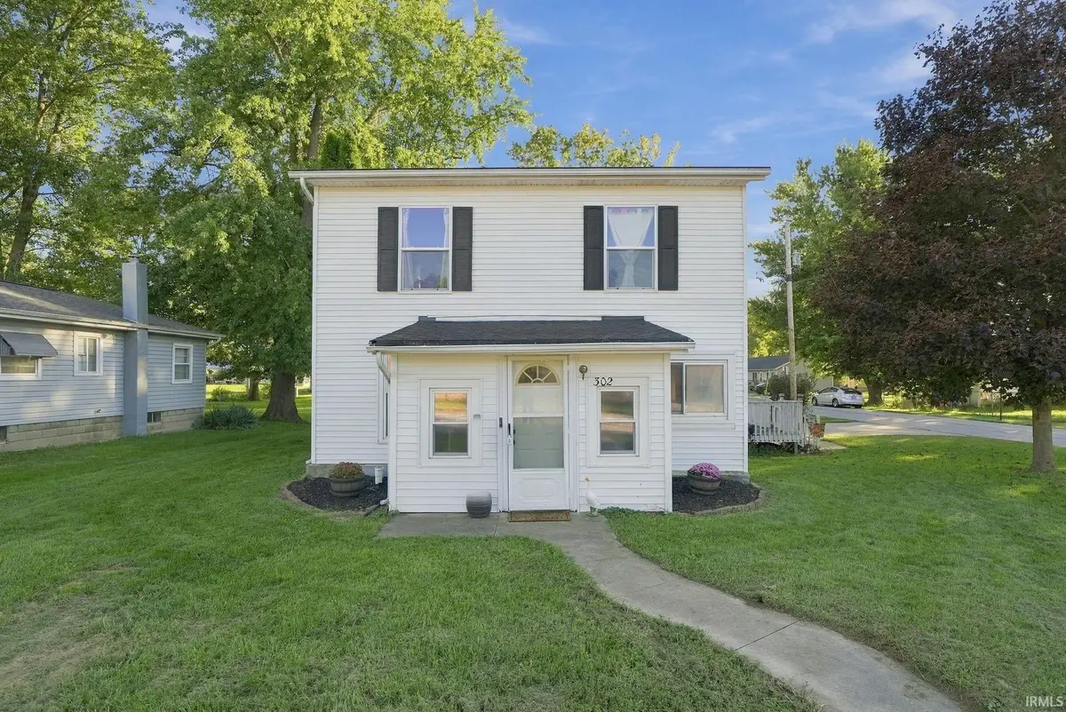 302 E Swihart Street, Columbia City, IN 46725 - #1