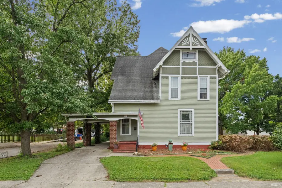 857 E Clinton Street, Frankfort, IN 46041 - #2