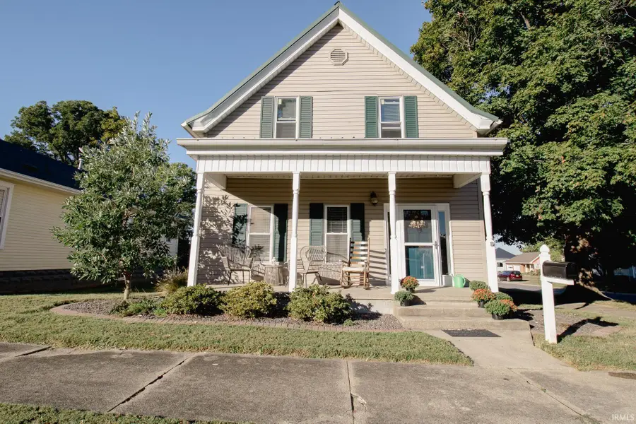 530 Chestnut Street, Mount Carmel, IL 62863 - #2