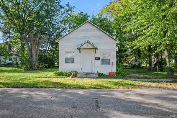1221 W Wolf Avenue, Elkhart, IN 46516