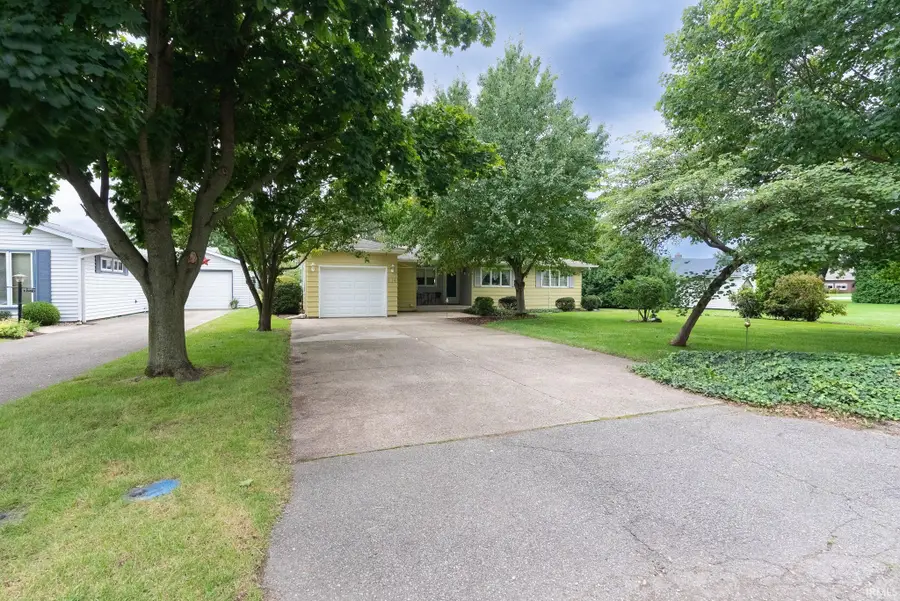114 Iowa Street, La Crosse, IN 46348 - #3