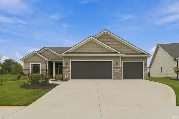 18764 Eisley Cove, Auburn, IN 46706