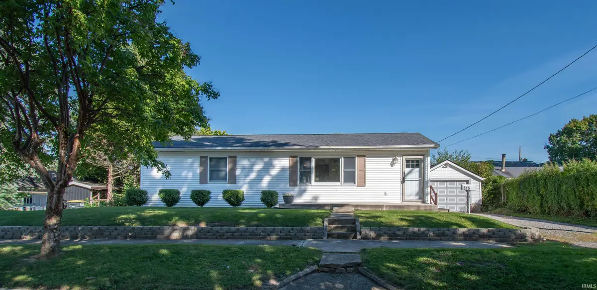 615 S Oak Street, Kendallville, IN 46755 - #1