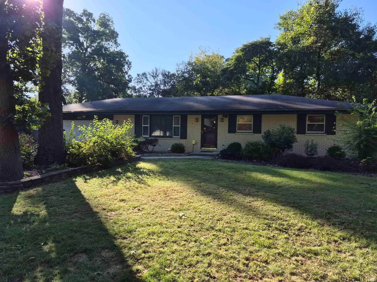 19282 Marion Avenue, South Bend, IN 46637 - #1