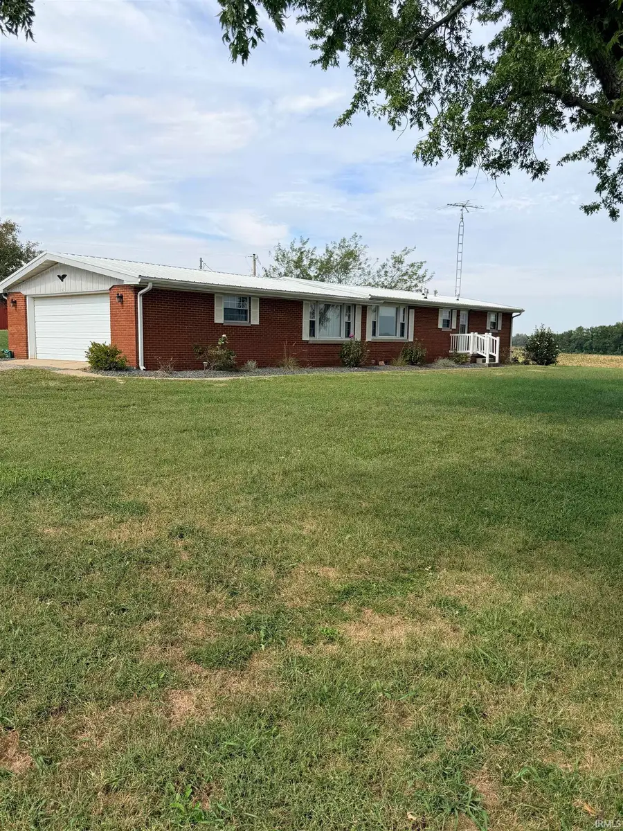 11521 N State Road 57 Highway, Plainville, IN 47568 - #2