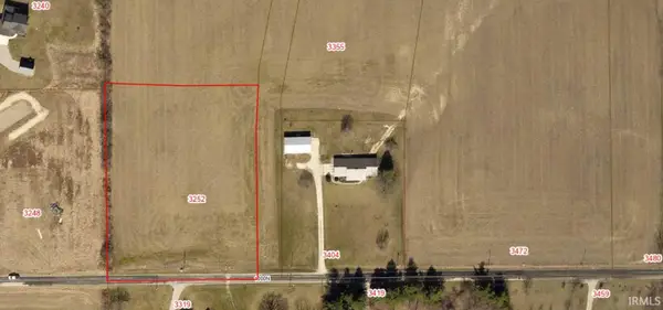 3252 E Sunflower Drive, Roanoke, IN 46783