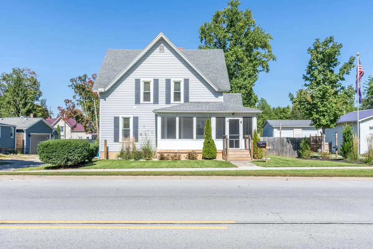 900 W Maumee Street, Angola, IN 46703 - #1