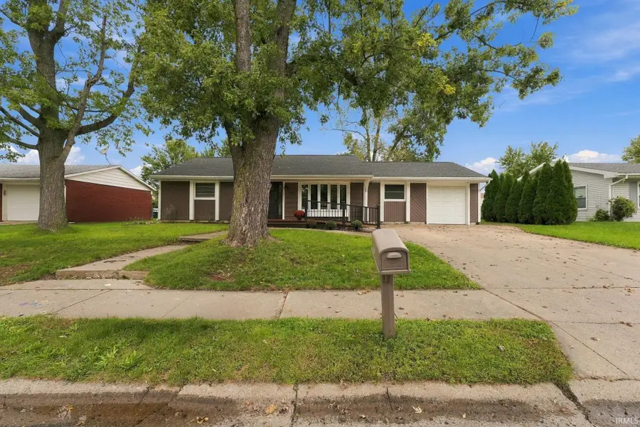 1206 Superior Drive, Auburn, IN 46706 - #2
