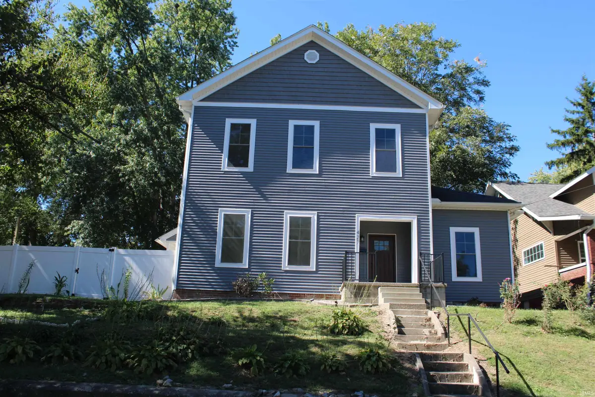 427 S Hall Street, Princeton, IN 47670 - #1