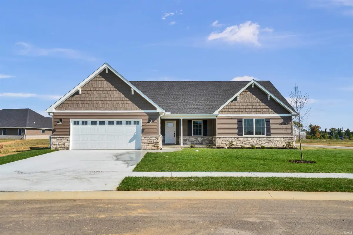 610 Oxford Avenue, North Vernon, IN 47265 - #1