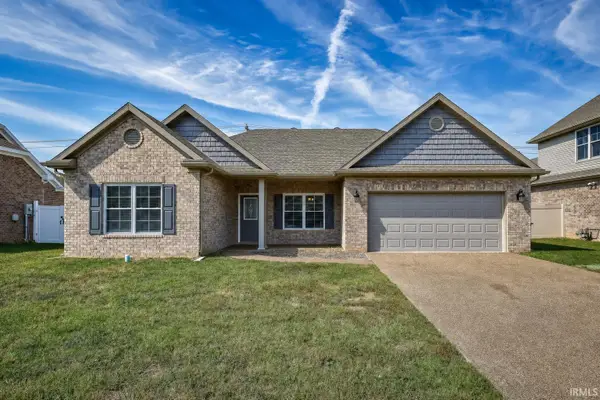 9966 Ella Circle, Newburgh, IN 47630