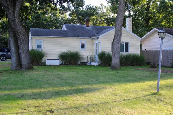 26170 Lake Drive, Elkhart, IN 46514