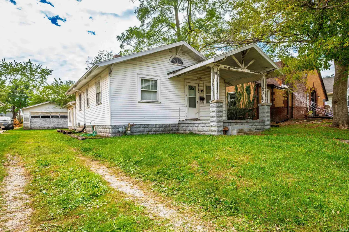 1213 W Abbott Street, Muncie, IN 47303 - #1