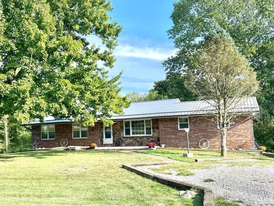 1357 S Hasler Road, Bloomfield, IN 47424 - #2
