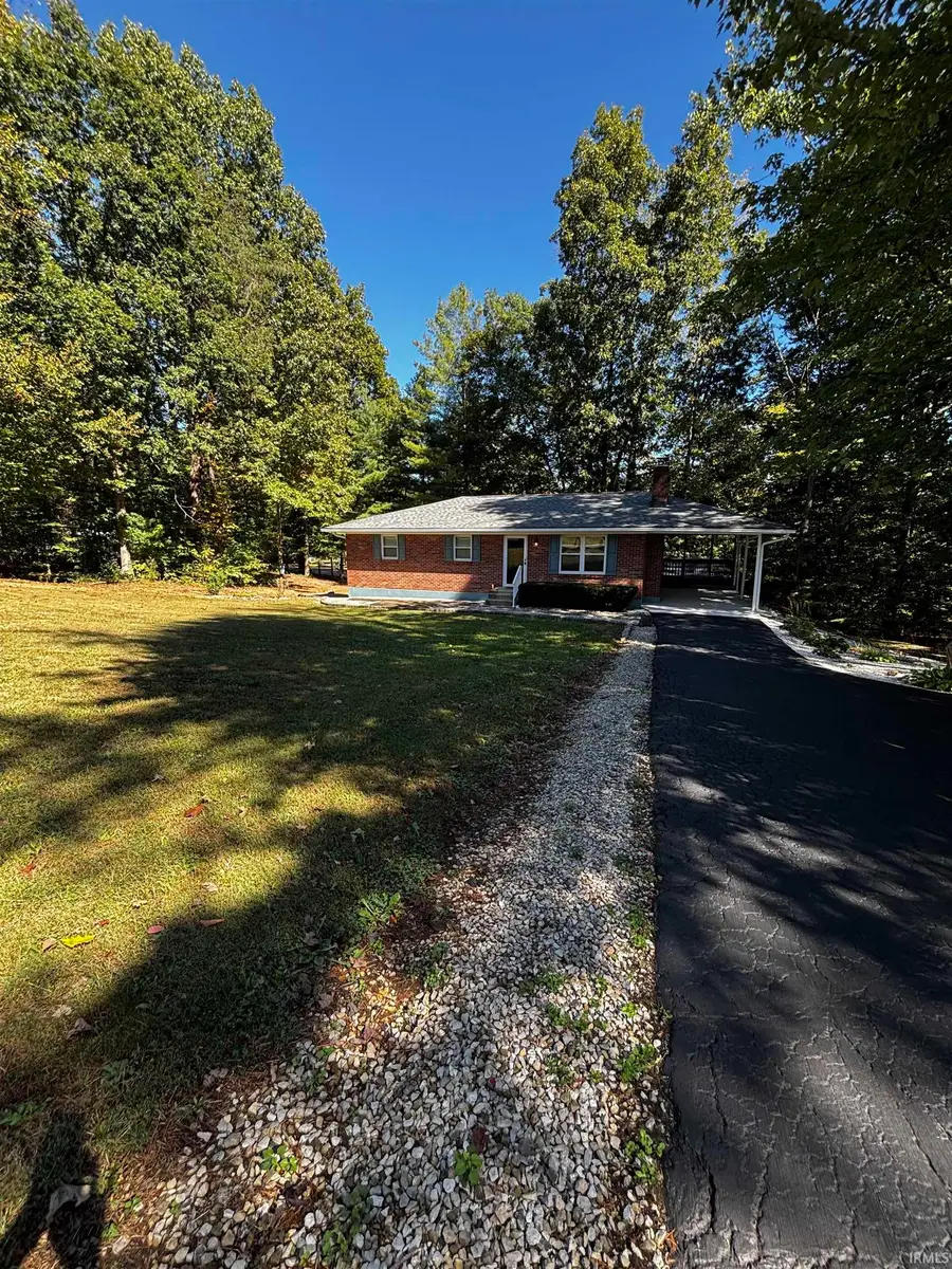 518 S Gobbler Knob Road, Pekin, IN 47165 - #2
