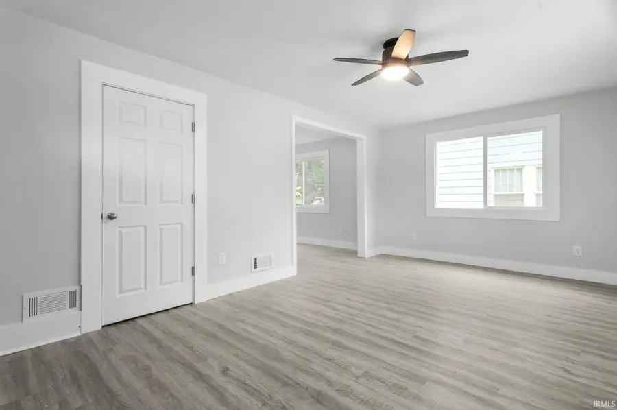 1046 Lawndale Avenue, South Bend, IN 46628 - #3