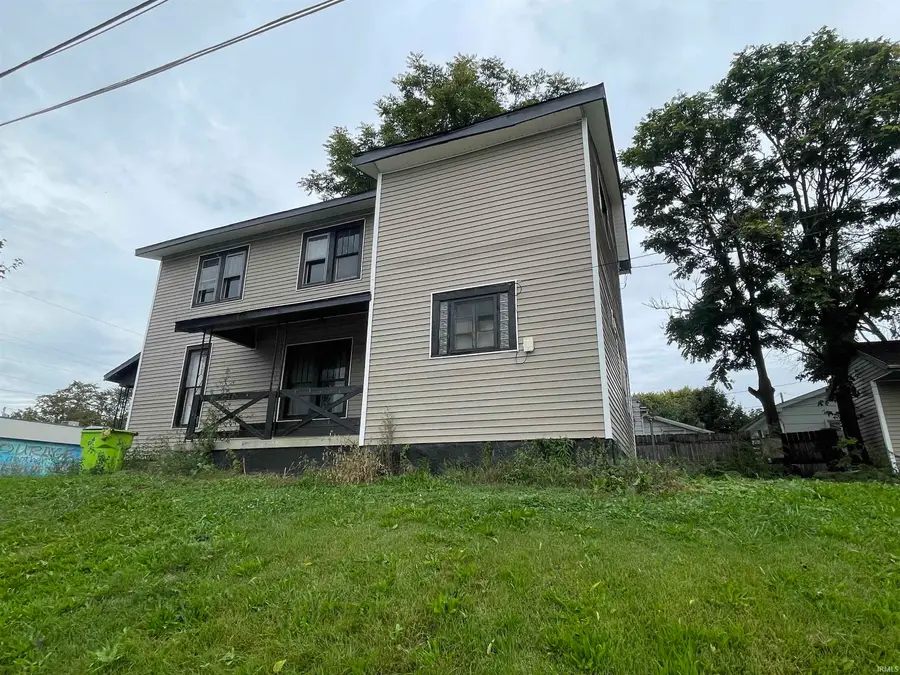 305 N Lafontaine Street, Huntington, IN 46750 - #2