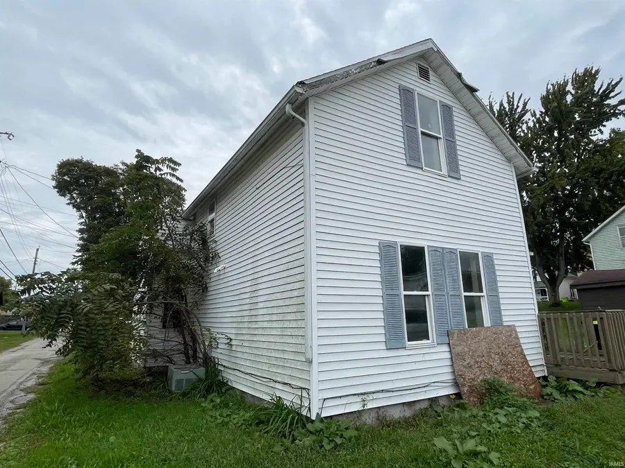 335 Hannah Street, Huntington, IN 46750 - #3
