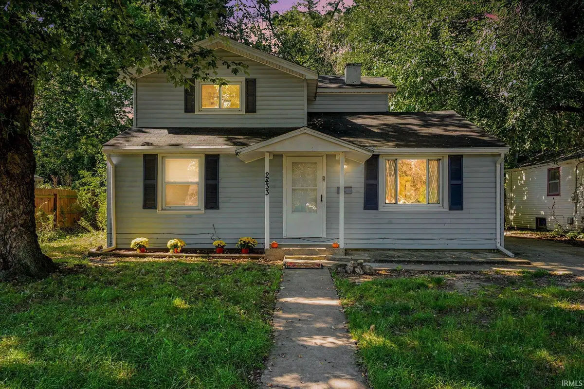 2433 Hollywood Place, South Bend, IN 46616 - #1