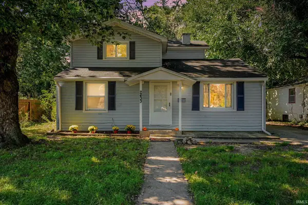 2433 Hollywood Place, South Bend, IN 46616
