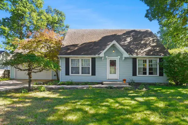 57058 Pine Road, South Bend, IN 46619