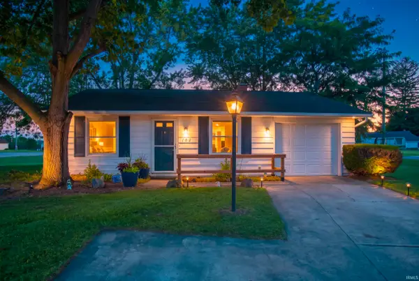 102 Eastwood Court, Garrett, IN 46738