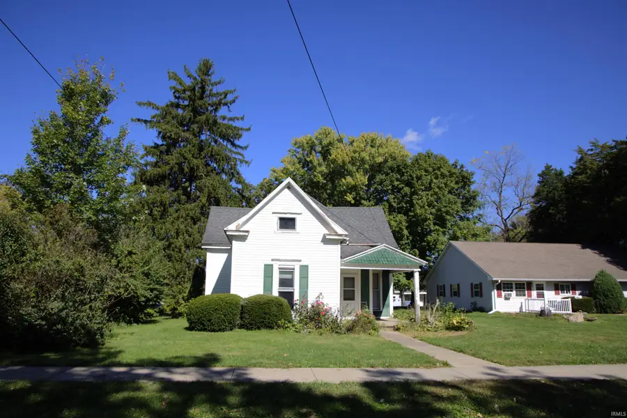 26 W Stump Street, Williamsport, IN 47993 - #2