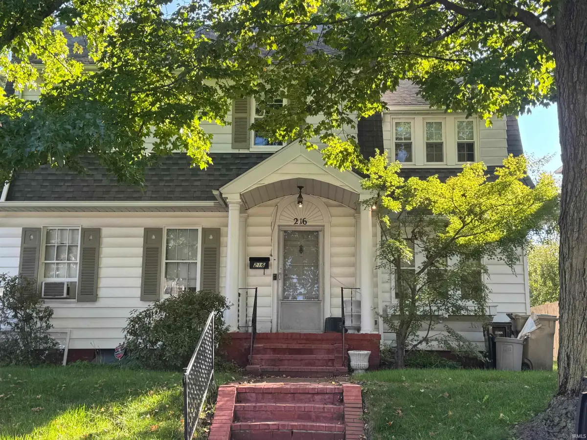 216 N Sunnyside Avenue, South Bend, IN 46617 - #1