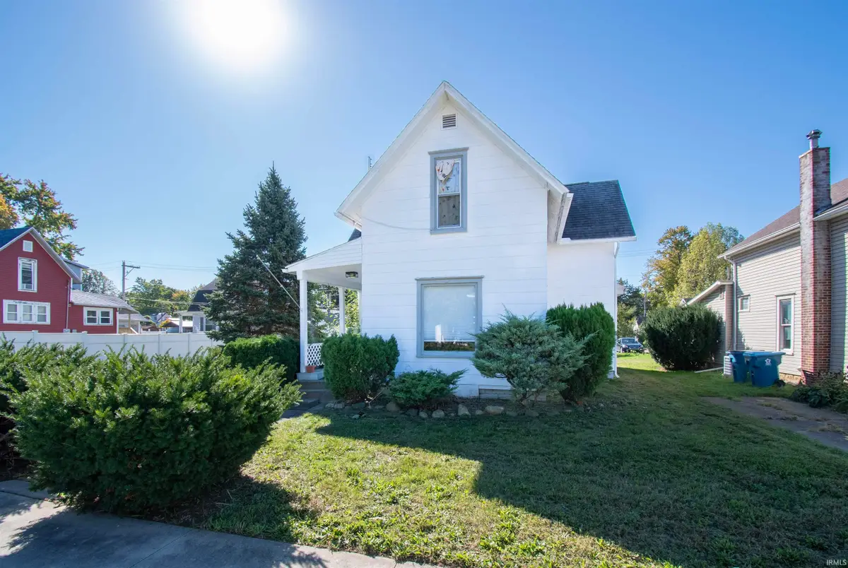 719 E 7th Street, Auburn, IN 46706 - #1