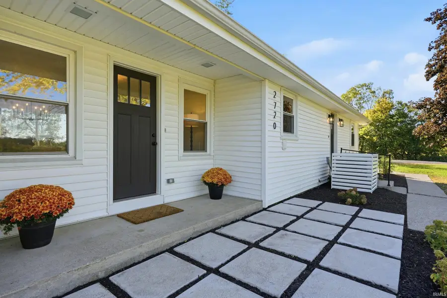 2720 E 500 Road, Columbia City, IN 46725 - #2