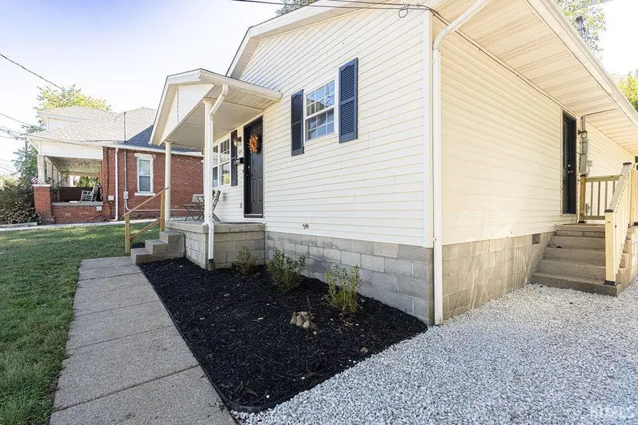 404 S Sycamore Street, Boonville, IN 47601 - #3