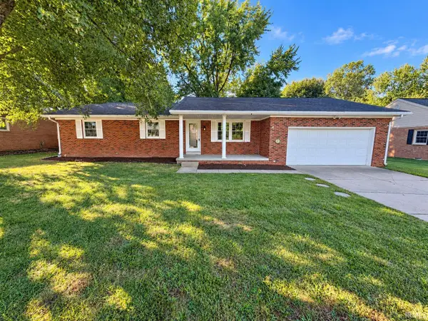8399 Chestnut Drive, Newburgh, IN 47630