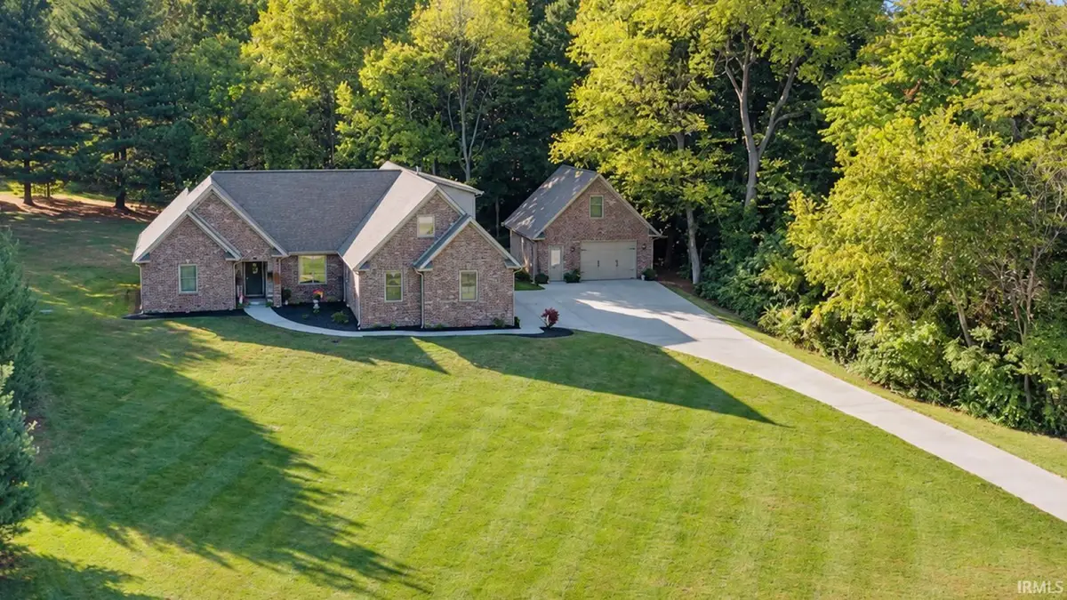 4075 S Hon Avenue, Owensville, IN 47665 - #1