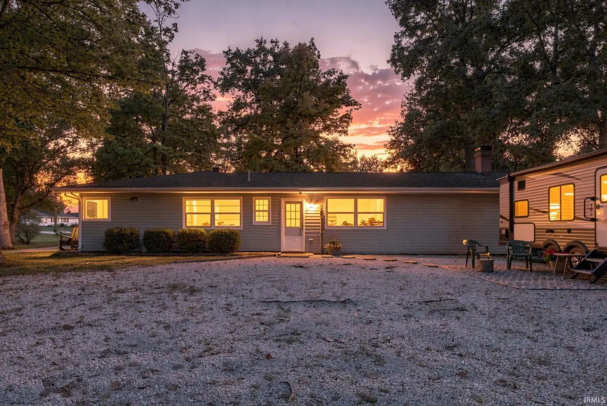 340 W 150 N, Columbia City, IN 46725 - #1