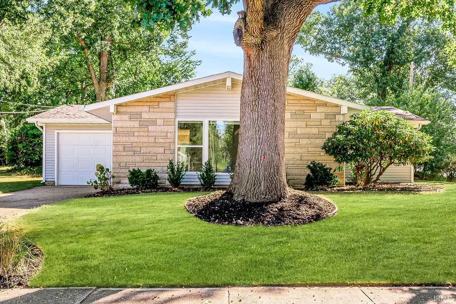 714 N Jacob Street, South Bend, IN 46617 - #2