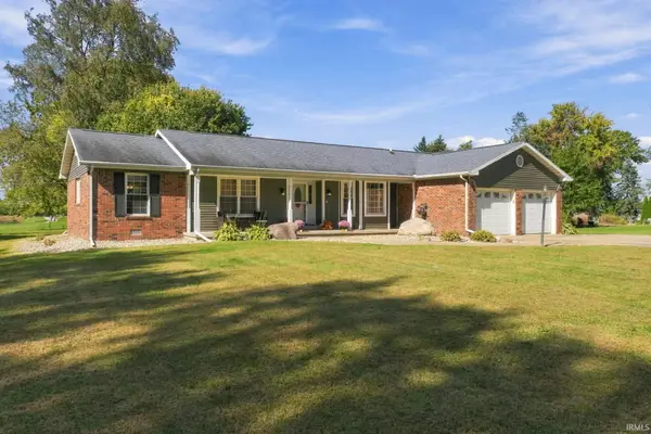 450 Woodland Trail, Argos, IN 46501
