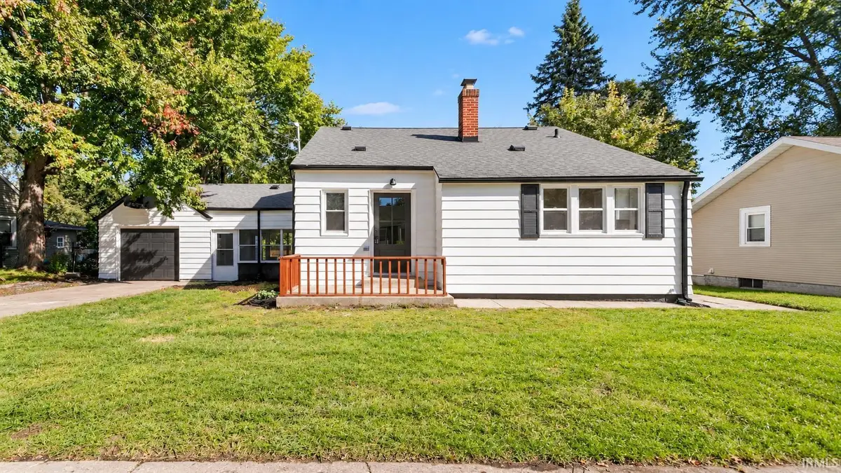 118 Myrtle Street, South Bend, IN 46637 - #1