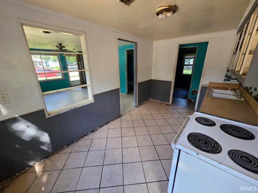 822 Roosevelt Street, South Bend, IN 46616 - #3