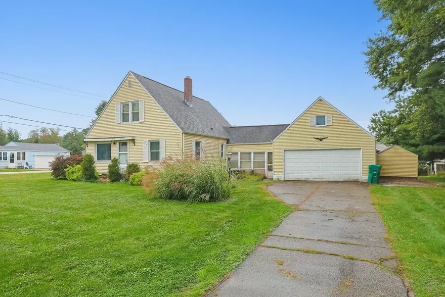 19702 Pasadena Avenue, South Bend, IN 46614 - #3