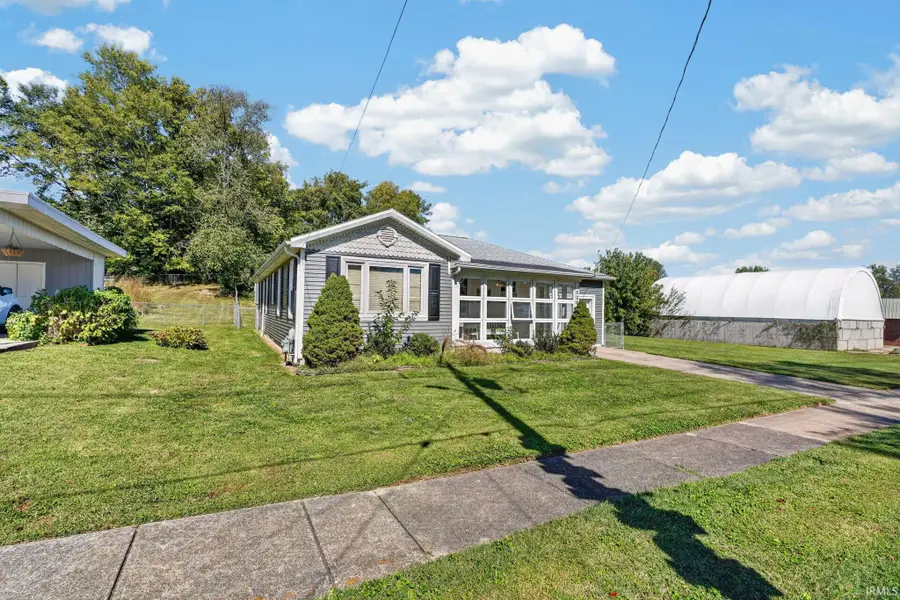 528 E 5th Street, Mount Carmel, IL 62863 - #3