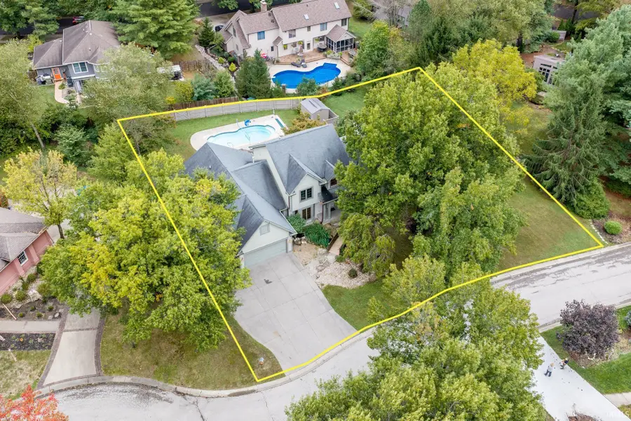 2605 S Trotters Run, Bloomington, IN 47401 - #3